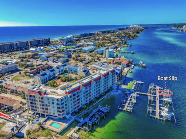 Fort Walton Beach Condo Rentals Bayfront Vacation Rental with Pool